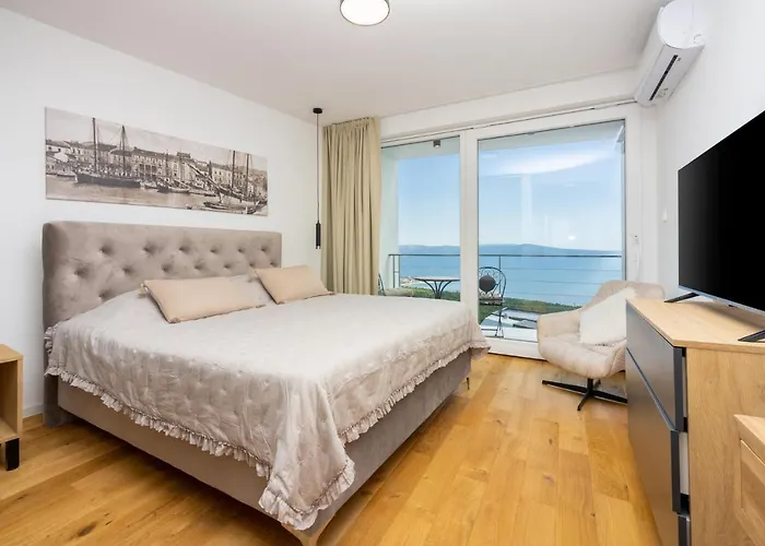 Murn * ツリクヴェニツァ